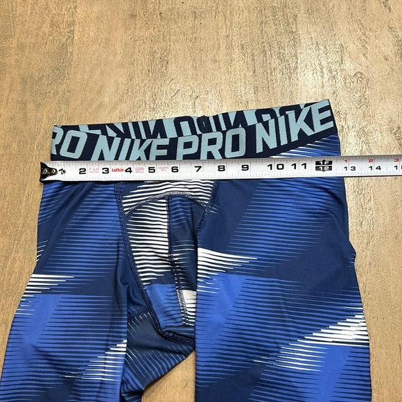 Nike pro dri-fit compression leggings, size Large. - Picture 3 of 5